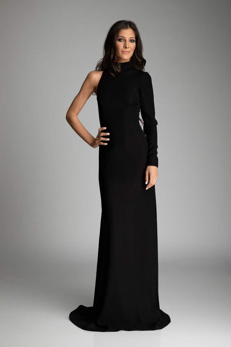 Rochie asimetrică din crep